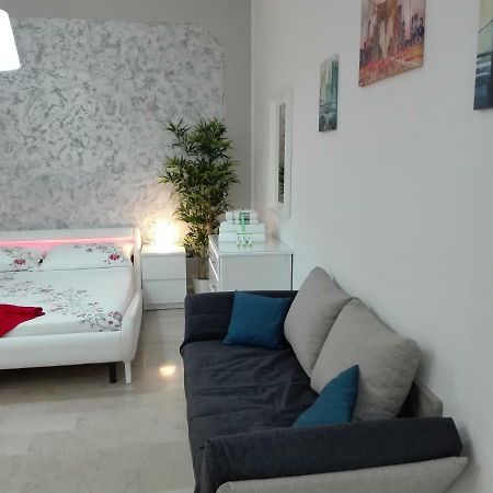 Mecenate Cozy Flat Apartment มิลาน ภายนอก รูปภาพ