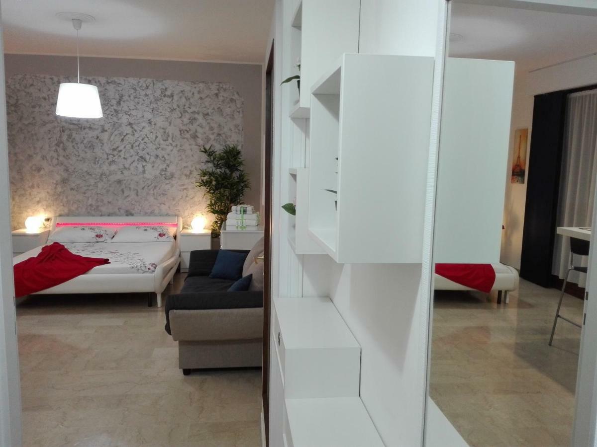 Mecenate Cozy Flat Apartment มิลาน ภายนอก รูปภาพ
