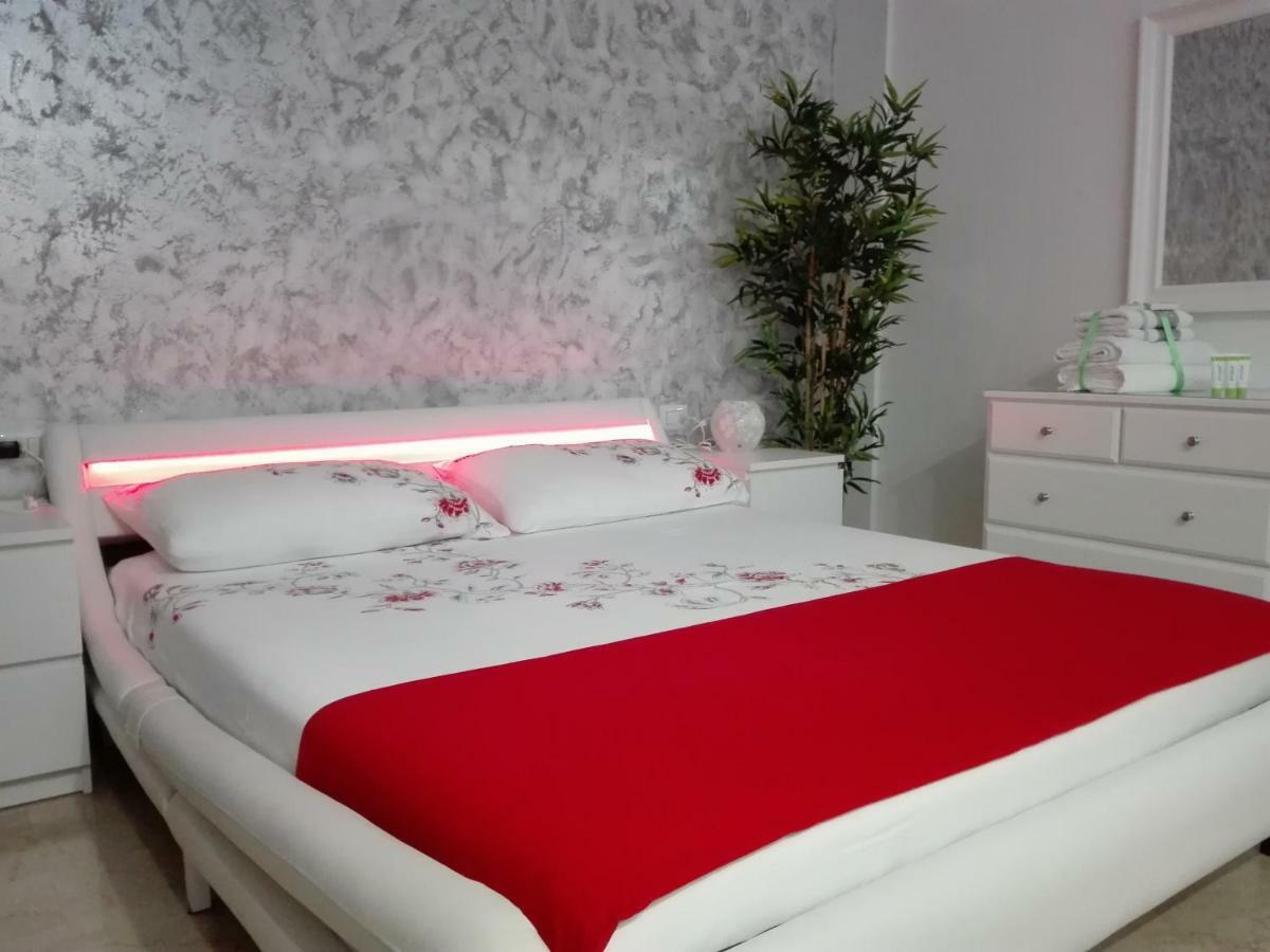 Mecenate Cozy Flat Apartment มิลาน ภายนอก รูปภาพ
