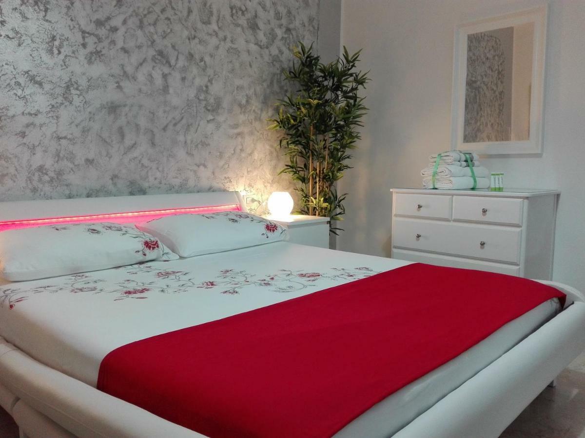 Mecenate Cozy Flat Apartment มิลาน ภายนอก รูปภาพ