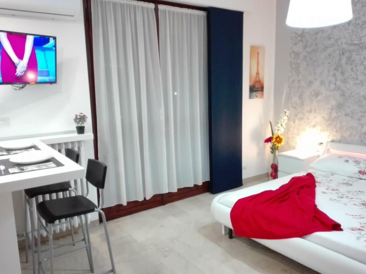 Mecenate Cozy Flat Apartment มิลาน ภายนอก รูปภาพ