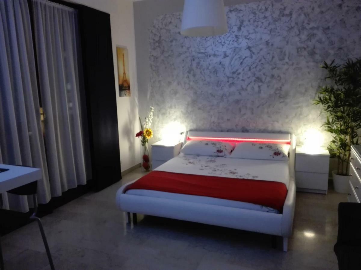 Mecenate Cozy Flat Apartment มิลาน ภายนอก รูปภาพ