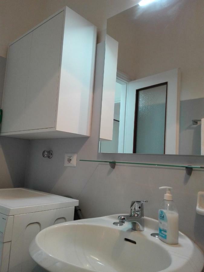 Mecenate Cozy Flat Apartment มิลาน ภายนอก รูปภาพ