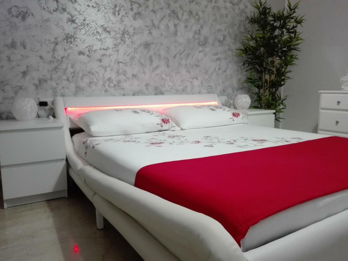 Mecenate Cozy Flat Apartment มิลาน ภายนอก รูปภาพ
